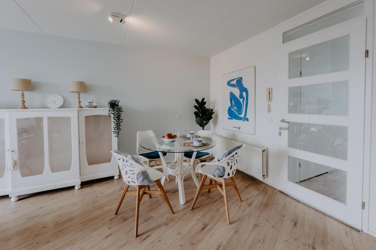 Stijlvol Appartement Op Strand Makkum Exterior foto